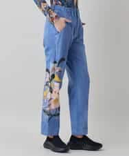 RSLEE24490 TRUNK HIROKO KOSHINO(ヒロココシノ) コラージュ＆メッセージプリントデニムパンツ ブルー