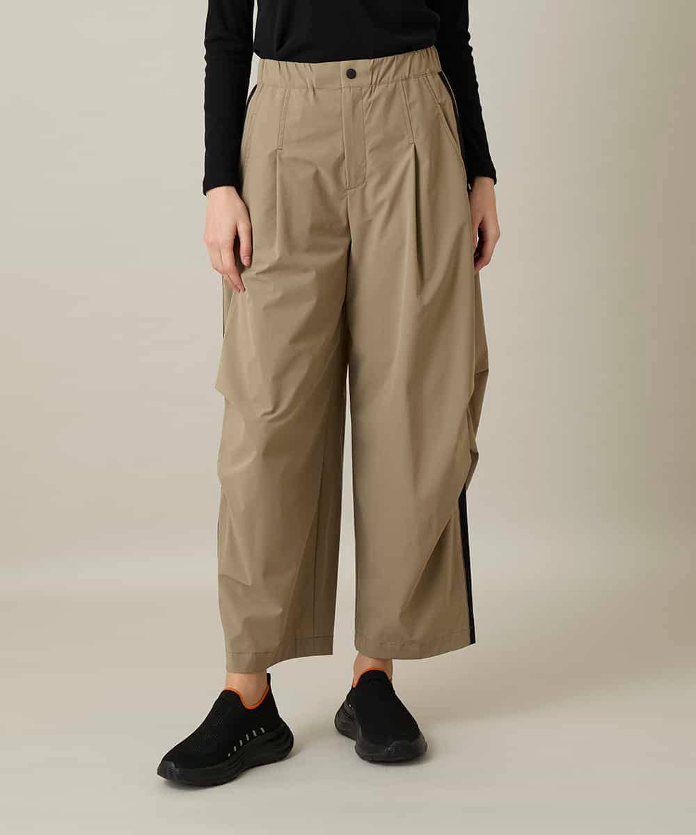 RSLFD10390 TRUNK HIROKO KOSHINO(ヒロココシノ) 配色ラインカーブタックパンツ ベージュ