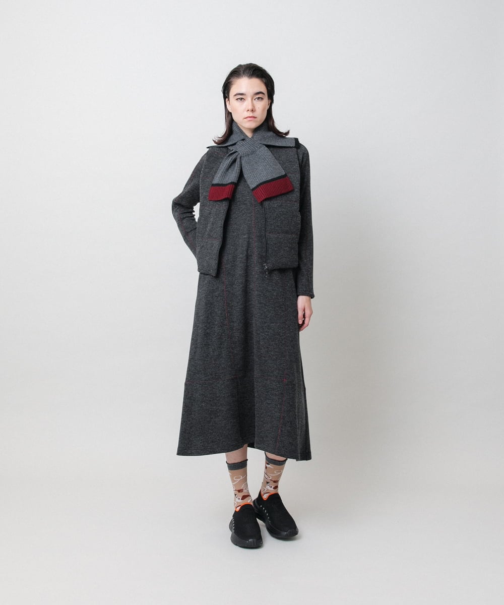 RSPAH10590 TRUNK HIROKO KOSHINO(ヒロココシノ) ステッチアクセントAラインワンピース ダークグレー