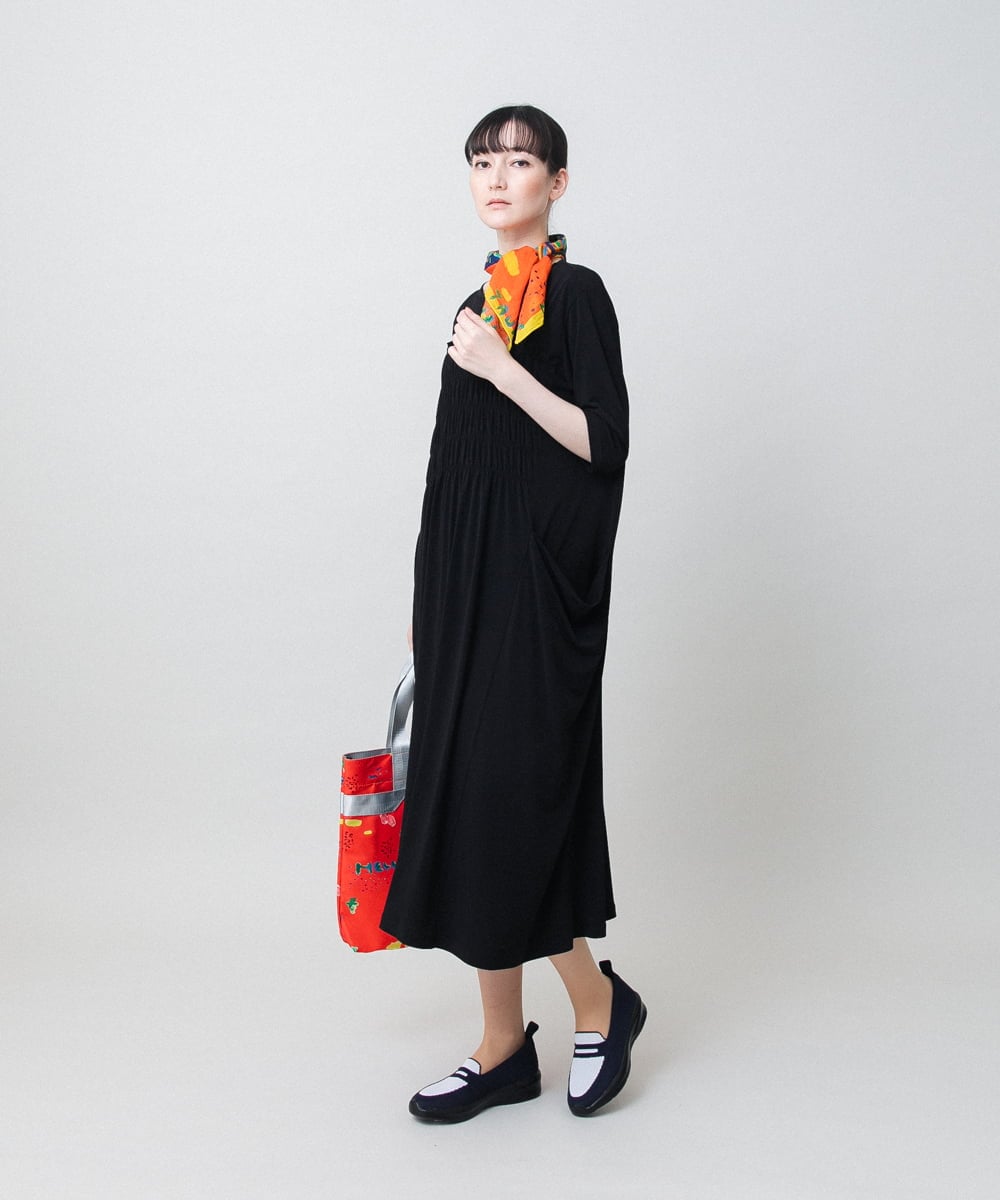 RSPGF51490 TRUNK HIROKO KOSHINO(ヒロココシノ) ギャザーアウトポケットワンピース ブラック