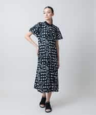 RSPHB19590 TRUNK HIROKO KOSHINO(ヒロココシノ) 幾何ドット柄プリントワンピース/日本製/洗濯機で洗える ブラック