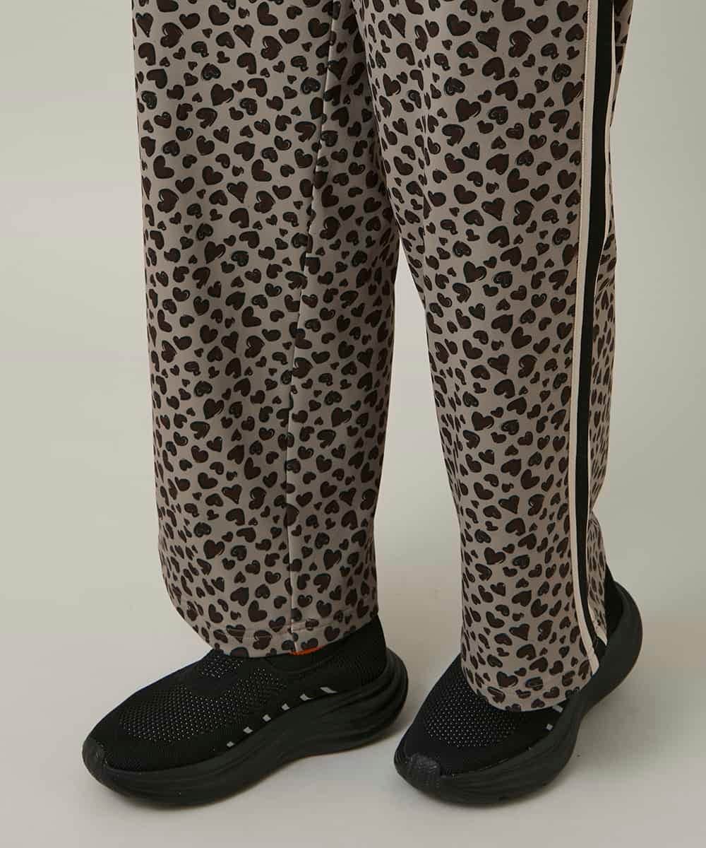 RSQCD05490 TRUNK HIROKO KOSHINO(ヒロココシノ) ハートアニマル柄プリントストレッチパンツ /洗える ベージュ