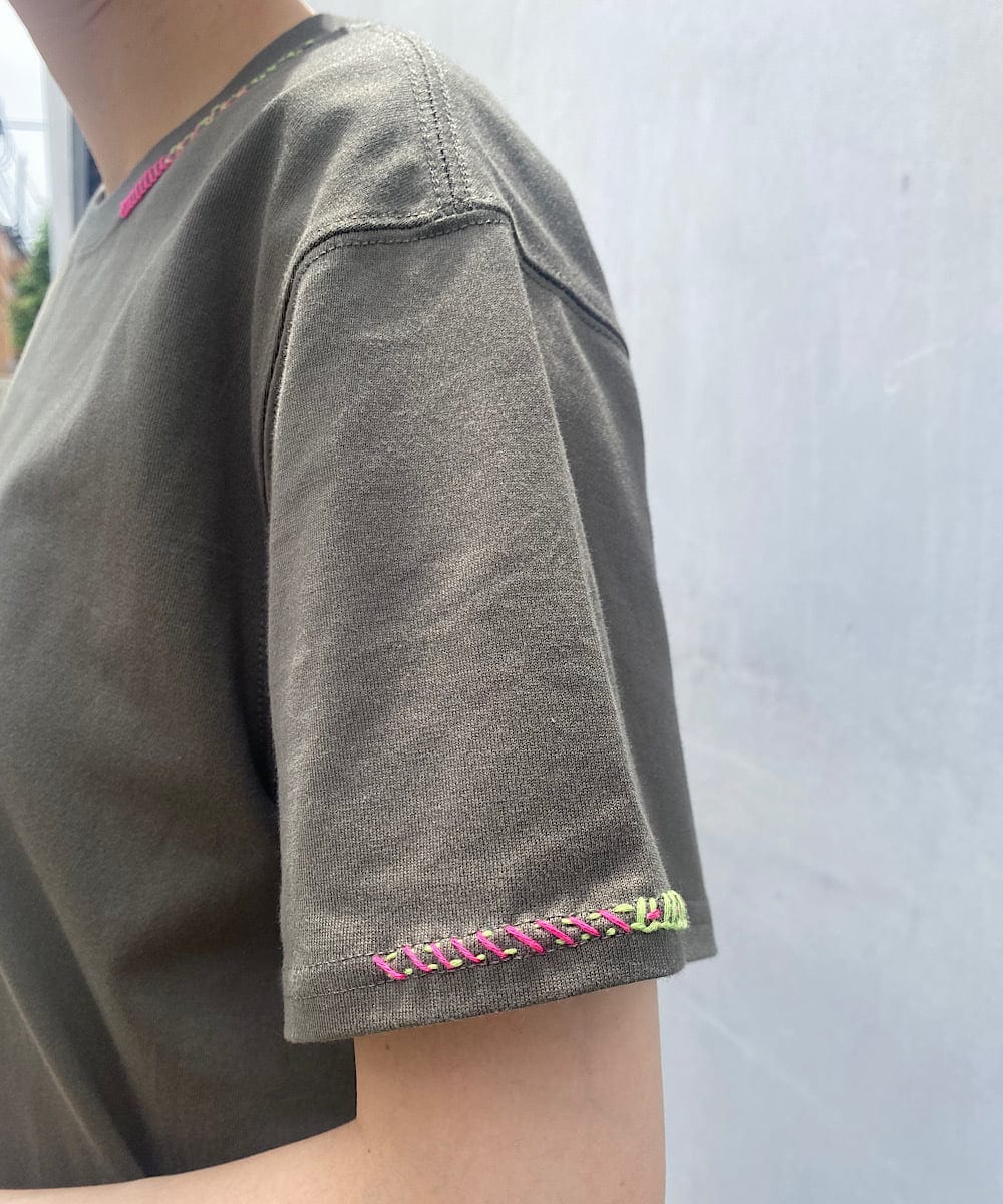 ダーニング風ハンドステッチ　パーツリメイクTシャツ