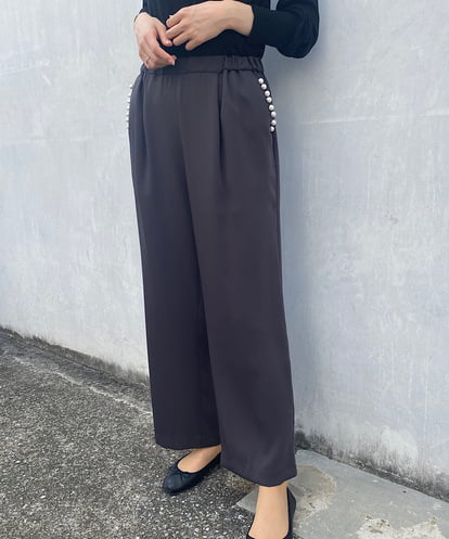 UCLAS31089 re:mine パール付き　タックワイドストレートパンツ
