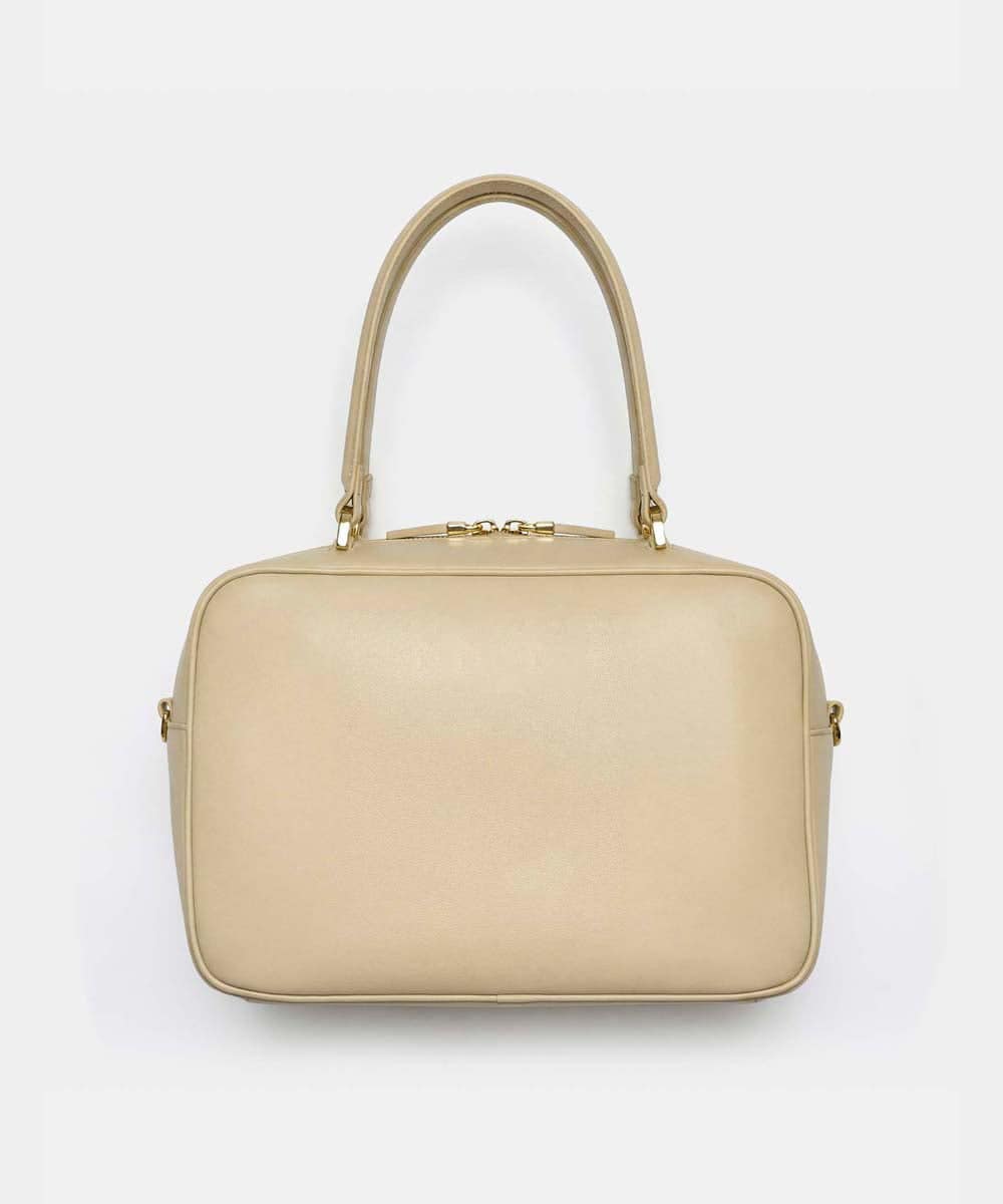 VY5YD05100 TARA JARMON(タラ ジャーモン) ナッパレザーバッグ エクリュ