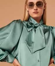 VZBAX08340 TARA JARMON(タラ ジャーモン) 【メディア着用】Fluid satin blouse グリーン