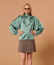VZBAX08340 TARA JARMON(タラ ジャーモン) 【メディア着用】Fluid satin blouse グリーン