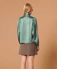 VZBAX08340 TARA JARMON(タラ ジャーモン) 【メディア着用】Fluid satin blouse グリーン