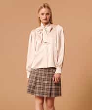 VZBAX08340 TARA JARMON(タラ ジャーモン) 【メディア着用】Fluid satin blouse ピンクベージュ