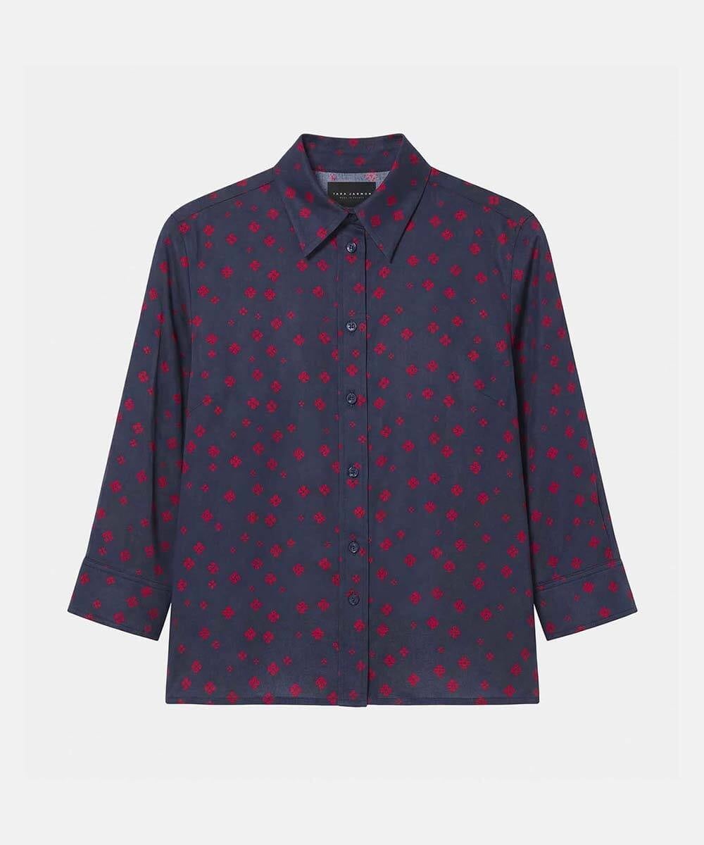 VZBGD08360 TARA JARMON(タラ ジャーモン) イレギュラークローバープリントブラウス ネイビーブルー