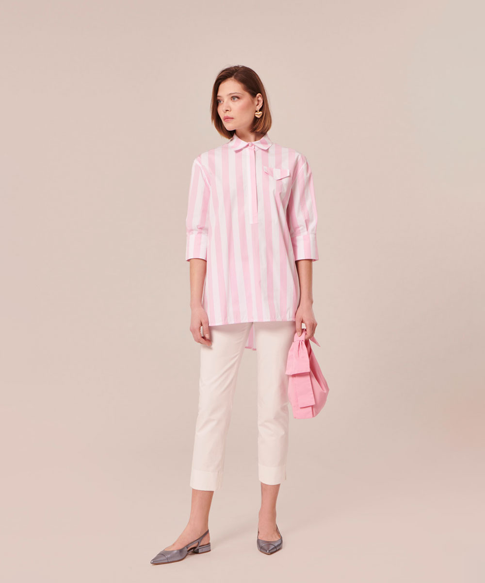 TARA JARMONのピンクストライプシャツ