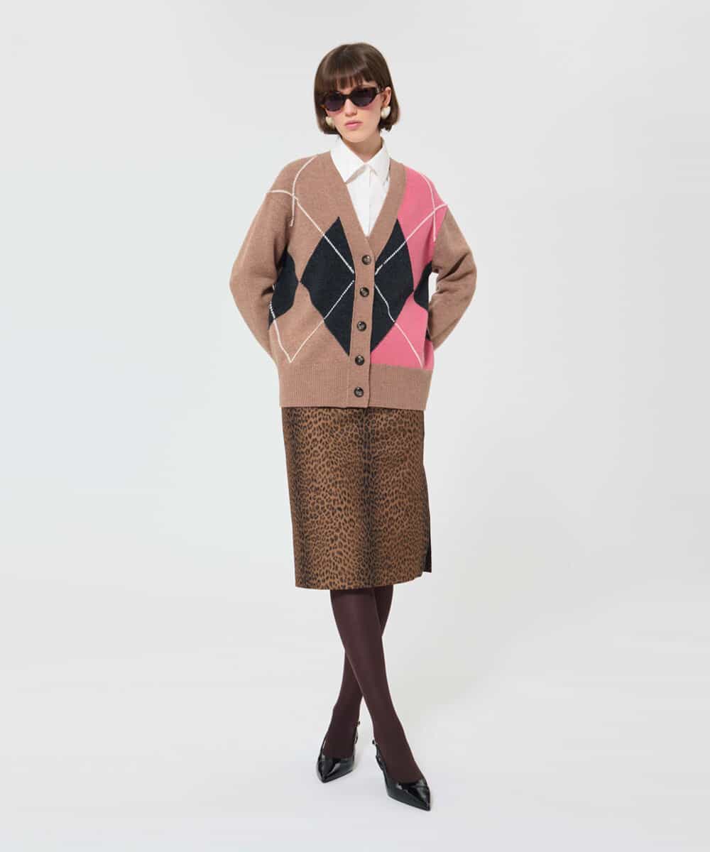 VZFAD22480 TARA JARMON(タラ ジャーモン) アーガイルニットカーディガン ベージュ