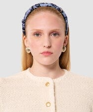VZFGA07410 TARA JARMON(タラ ジャーモン) 【メディア着用】ボーダーニットカーディガン エクリュ