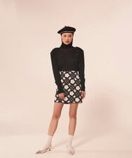 VZHAX13300 TARA JARMON(タラ ジャーモン) デイジープリントスカート ブラック