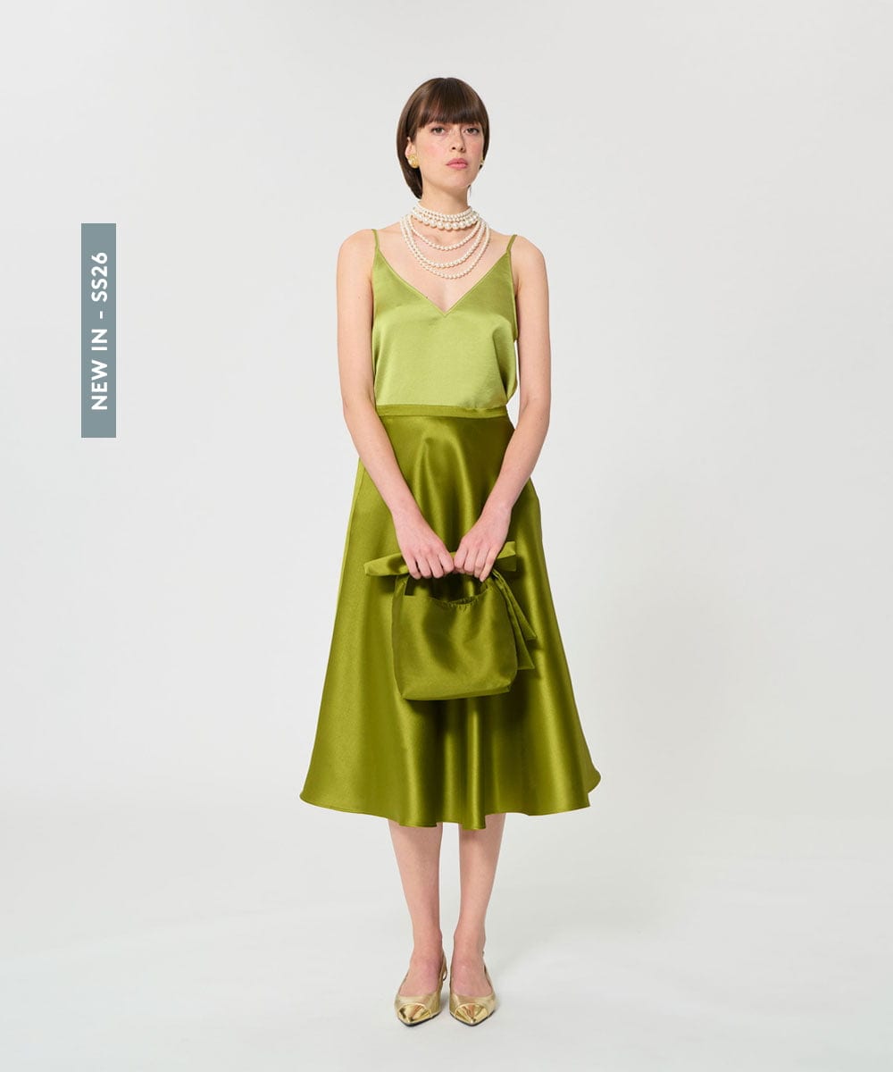 VZHGD39540 TARA JARMON(タラ ジャーモン) サテンフレアスカート アニスグリーン