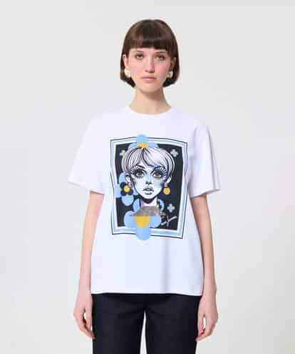 VZKAD01240  TARA Twiggy Tシャツ