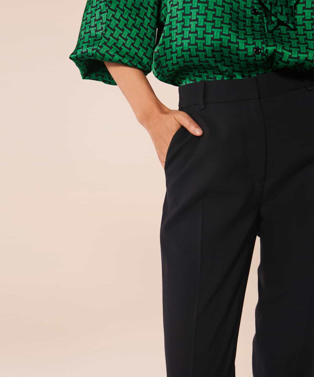 VZLAX20360 TARA JARMON(タラ ジャーモン) Cool wool pants ネイビー