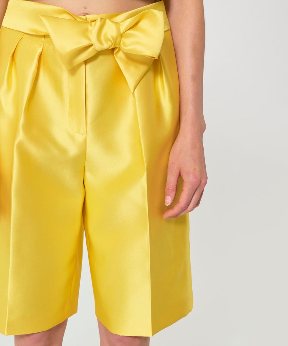 VZLGD25500 TARA JARMON(タラ ジャーモン) サテンパンツ ミモザイエロー