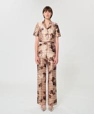 VZLGD38520 TARA JARMON(タラ ジャーモン) キャンバスフラワーズサテンパンツ ベージュ