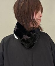 ZM2AE12039 al'aise modulation(アレーズモジュレーション) 星柄フェイクファーティペット ブラック