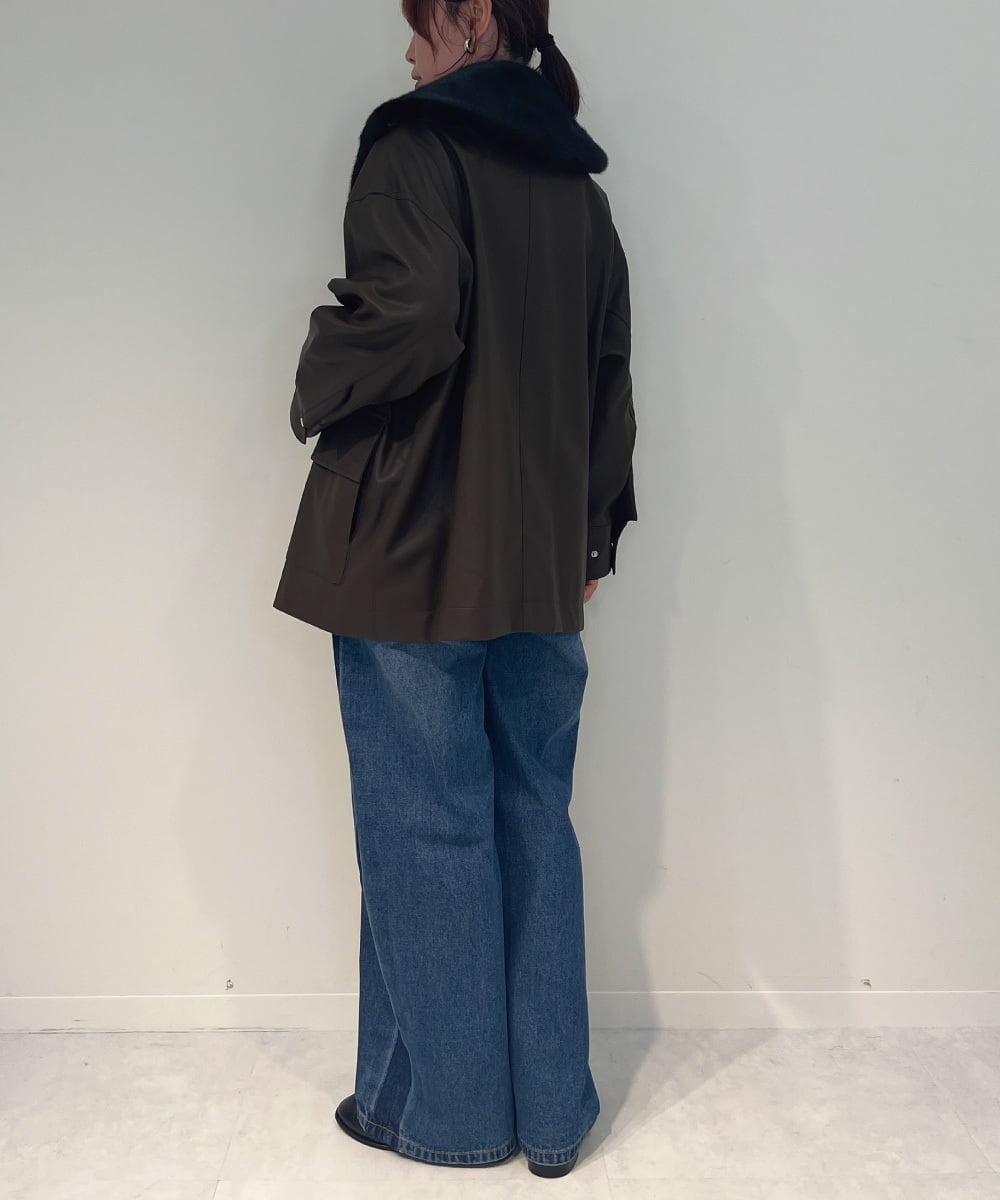 ZM3AE20078 al'aise modulation(アレーズモジュレーション) フェイクファー付け襟 ブラック