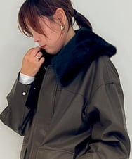 ZM3AE20078 al'aise modulation(アレーズモジュレーション) フェイクファー付け襟 ブラック