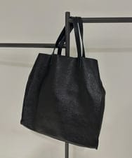 ZM5AE03180 al'aise modulation(アレーズモジュレーション) 【マルチウェイ/ポーチ付き】メタリックレザースクエアトートバッグ ブラック