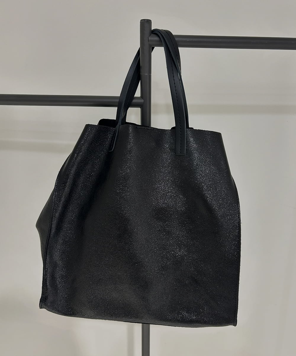 ZM5AE03180 al'aise modulation(アレーズモジュレーション) 【マルチウェイ/ポーチ付き】メタリックレザースクエアトートバッグ ブラック