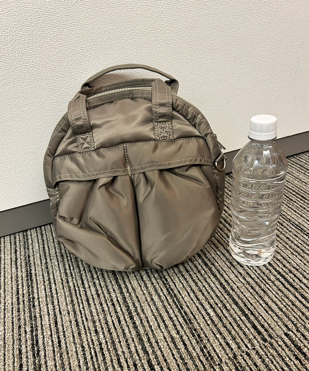 ZM5AE06090 al'aise modulation(アレーズモジュレーション) 【2WAY】ダブルポケットサークルハンドバッグ カーキ