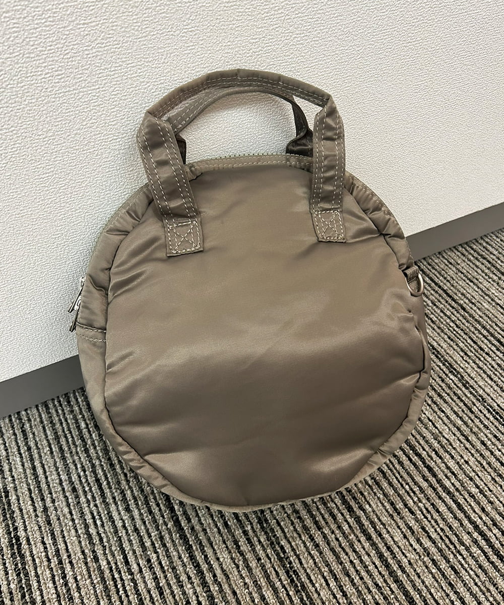 ZM5AE06090 al'aise modulation(アレーズモジュレーション) 【2WAY】ダブルポケットサークルハンドバッグ カーキ