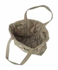 ZM5AE07090 al'aise modulation(アレーズモジュレーション) ウェーブキルティングベルトトートバッグ カーキ