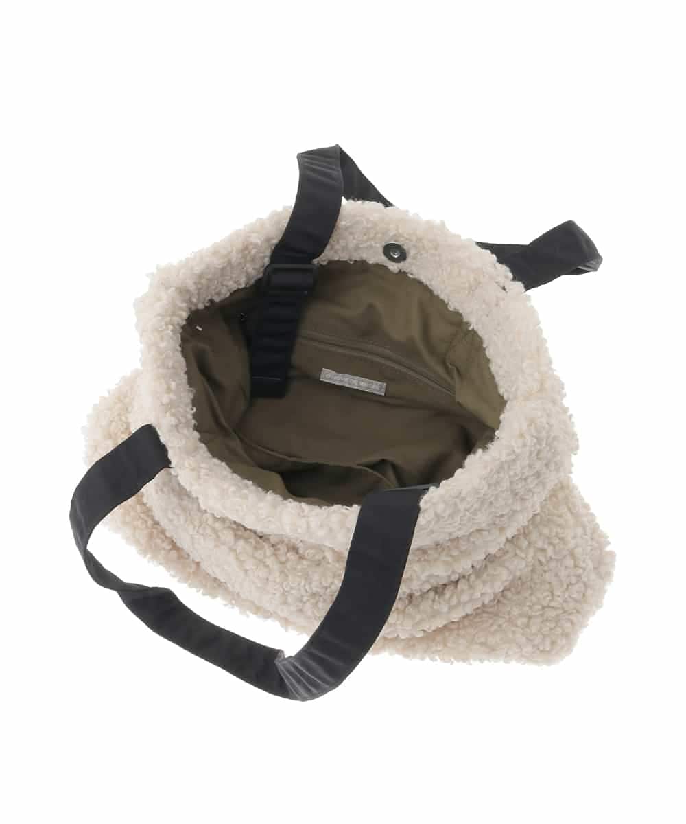 ZM5AE08079 al'aise modulation(アレーズモジュレーション) ボアスクエアトートバッグ ホワイト