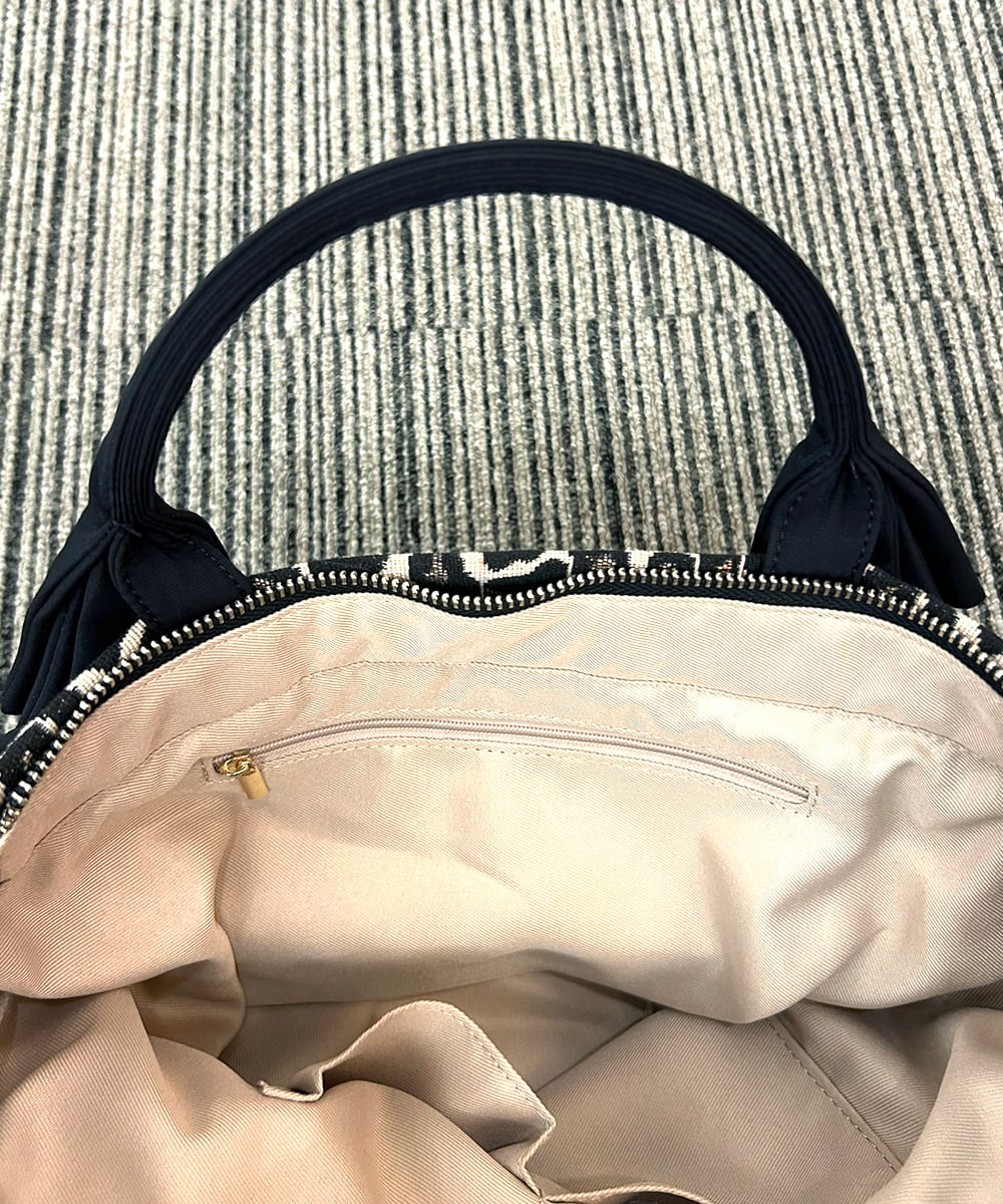 ZM5AE09085 al'aise modulation(アレーズモジュレーション) リボンハンドルレオパードトートバッグ ベージュ