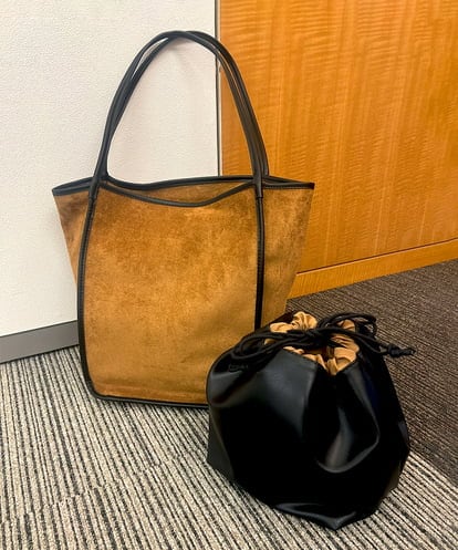 ZM5AE10098  スエード風パイピングトートバッグ