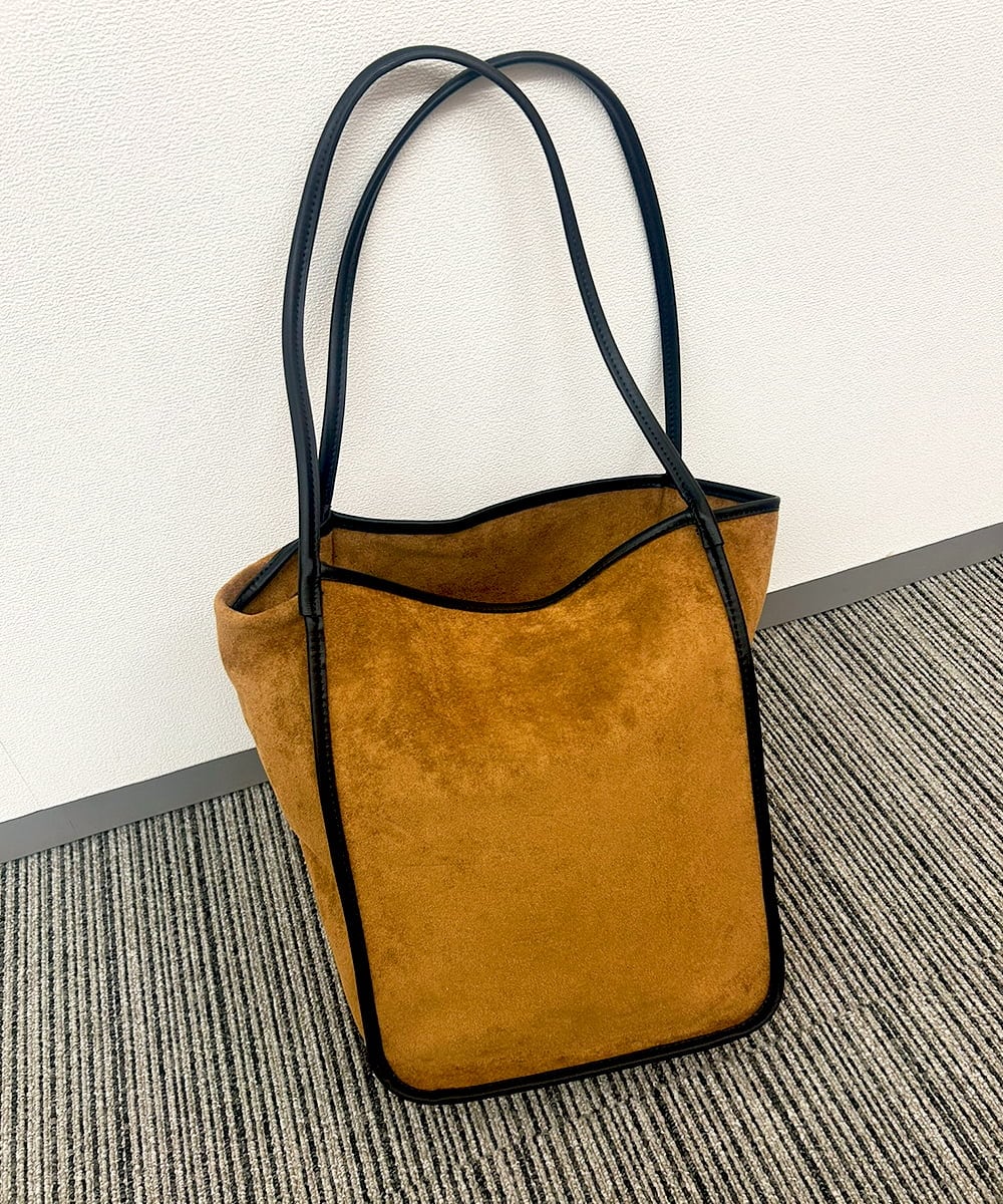 ZM5AE10098 al'aise modulation(アレーズモジュレーション) スエード風パイピングトートバッグ ブラウン