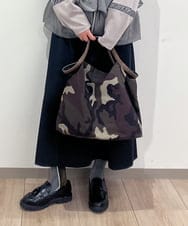 ZM5AE28049 al'aise modulation(アレーズモジュレーション) カモフラージュ柄BIGトートバッグ カーキ(カモフラージュ)