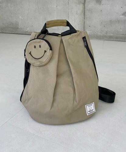 ZM5GB25070 al'aise modulation SMILEYポーチ付コンパクトリュック