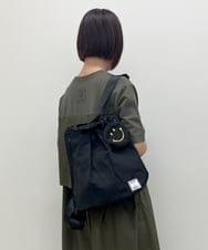 ZM5GB25070 al'aise modulation(アレーズモジュレーション) SMILEYポーチ付コンパクトリュック ブラック