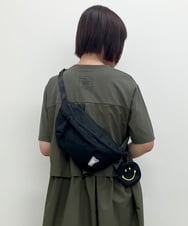 ZM5GB26060 al'aise modulation(アレーズモジュレーション) SMILEYポーチ付ボディバッグ ブラック