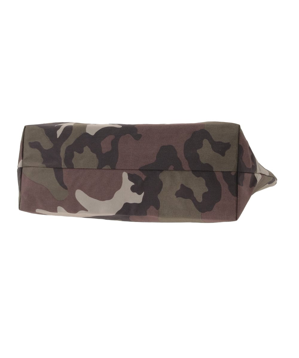 ZM5GE28049 al'aise modulation(アレーズモジュレーション) カモフラージュビッグトートバッグ カーキ