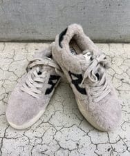 ZM6AE02330 al'aise modulation(アレーズモジュレーション) ファーデザインローカットスニーカー ブラック