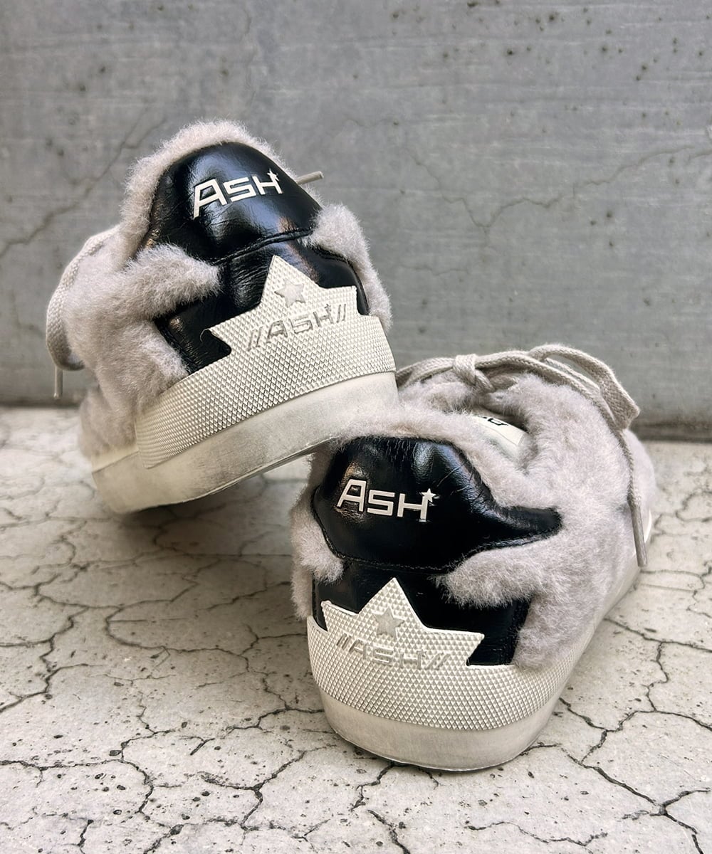 ZM6AE02330 al'aise modulation(アレーズモジュレーション) ファーデザインローカットスニーカー ブラック