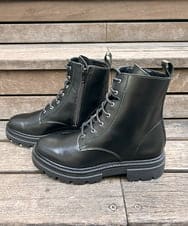 ZM6AE03208 al'aise modulation(アレーズモジュレーション) レースアップレザーブーツ ブラック