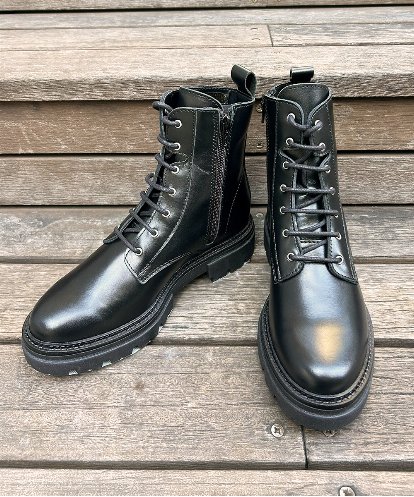 ZM6AE03208 al'aise modulation レースアップレザーブーツ