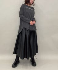 ZMBAE28120 al'aise modulation(アレーズモジュレーション) メッセージロゴTブラウス ダークグレー