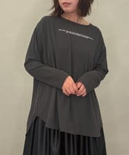 ZMBAE28120 al'aise modulation(アレーズモジュレーション) メッセージロゴTブラウス ダークグレー