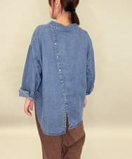 ZMBAE35150 al'aise modulation(アレーズモジュレーション) バックボタンデニムシャツ ネイビー