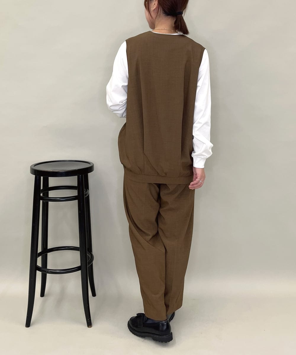 ZMBAE38150 al'aise modulation(アレーズモジュレーション) 【セットアップ対応】タックデザインボリュームシルエットベスト ブラウン