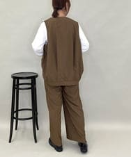 ZMBAE38150 al'aise modulation(アレーズモジュレーション) 【セットアップ対応】タックデザインボリュームシルエットベスト ブラウン