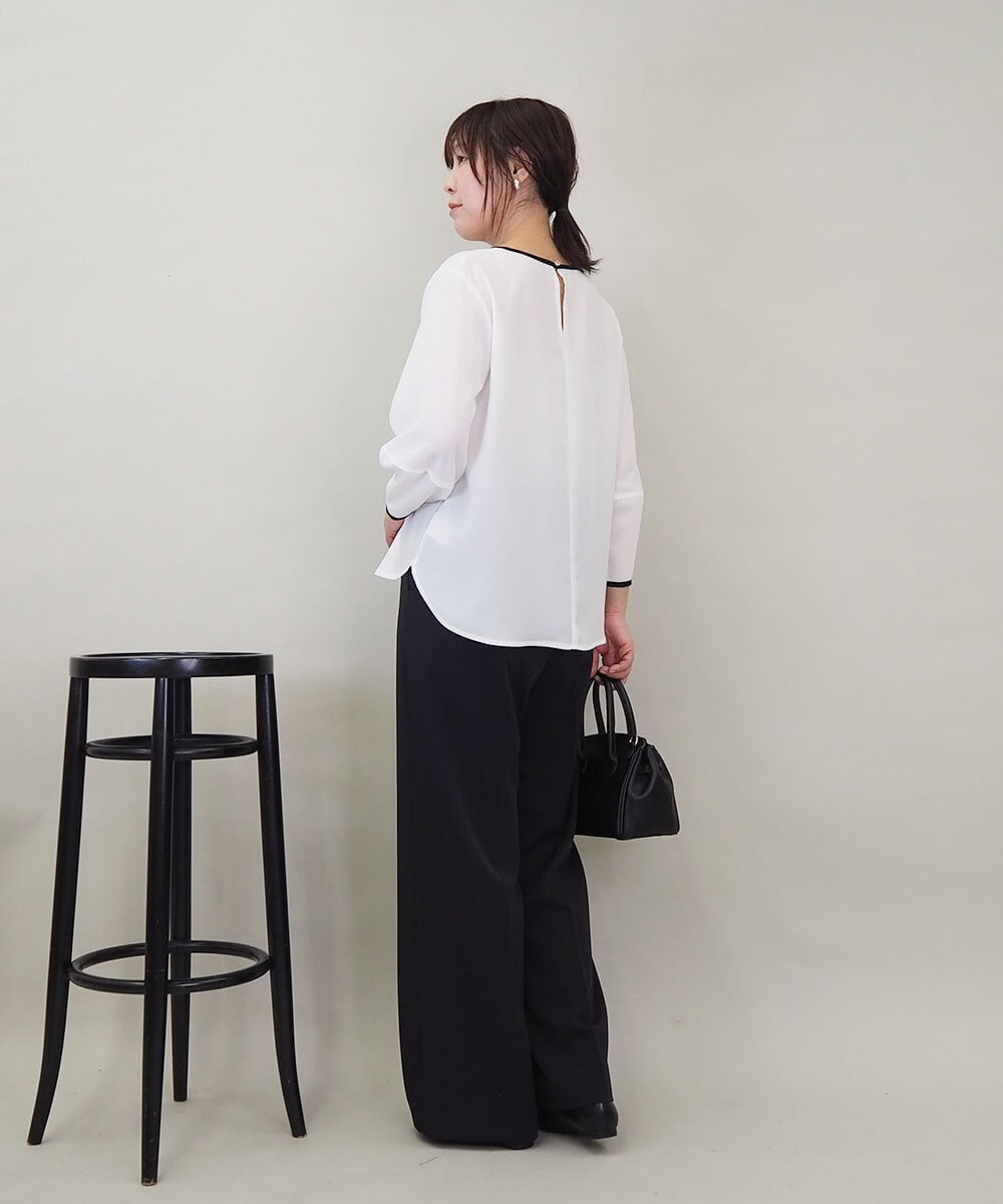 ZMBEE01099 al'aise modulation(アレーズモジュレーション) 【洗える】バイカラーパイピングシアーブラウス アイボリー